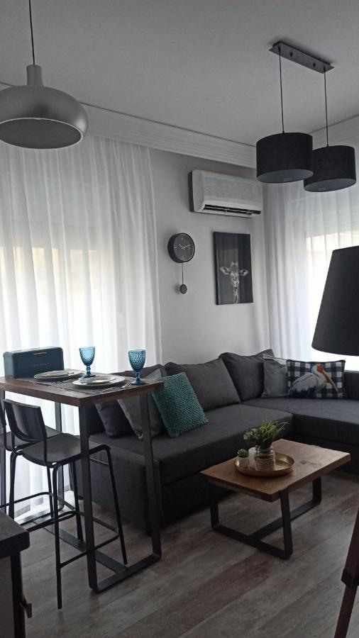 Down Town Luxurious Apartments Alexandroupoli Bagian luar foto